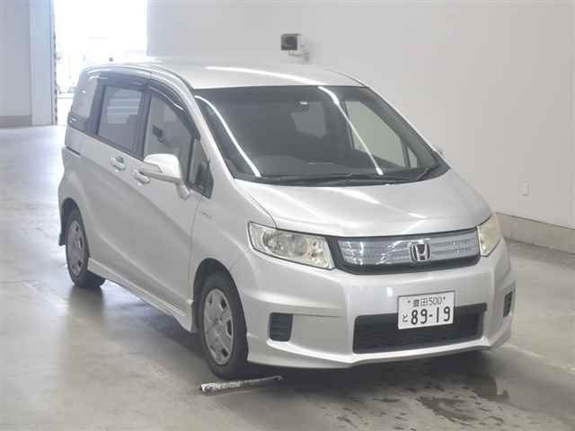 60260 Honda Freed spike GP3 2013 г. (MIRIVE Aichi)